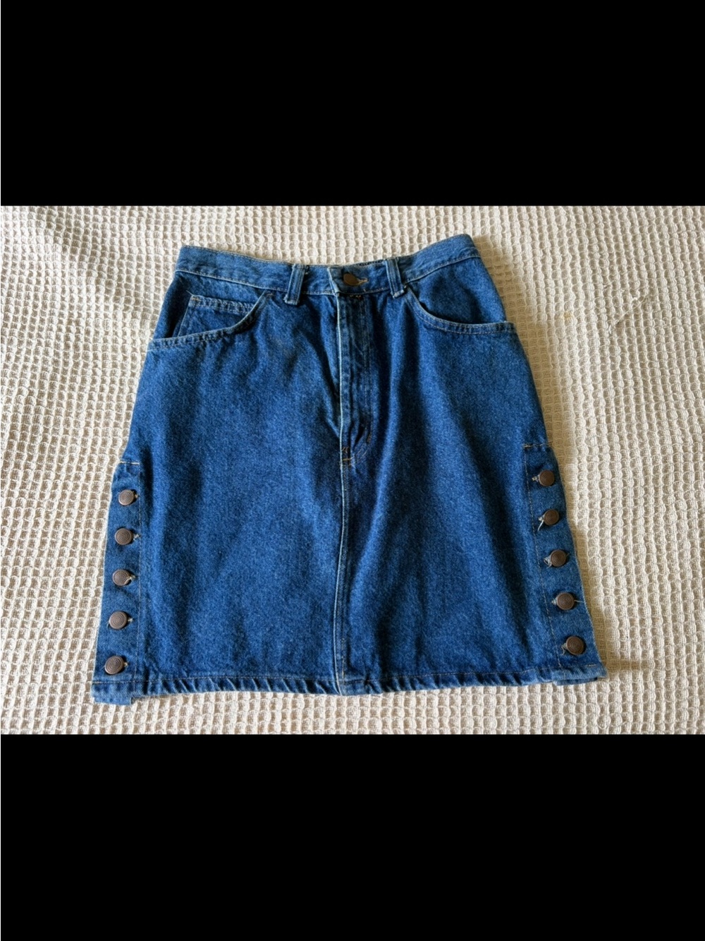 High-Waist Dark Blue Denim Mini Skirt with Side Button Detail